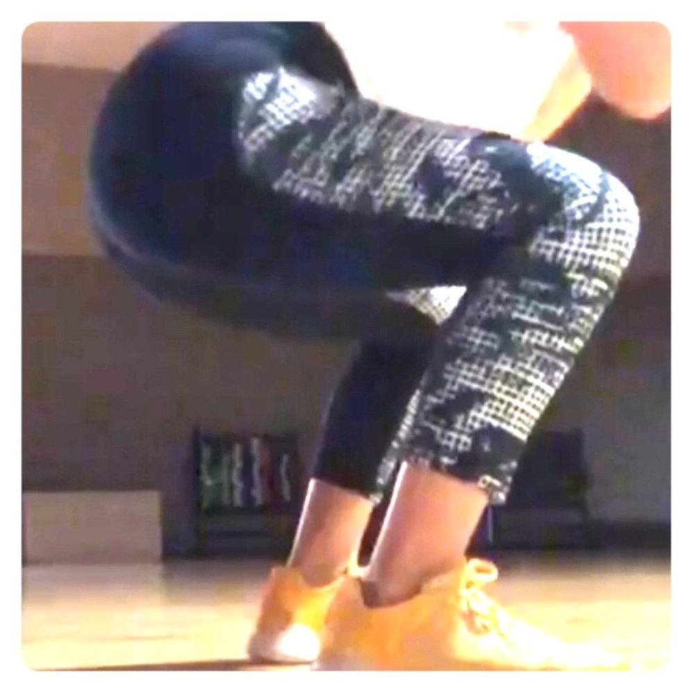 Under Armour, M sized leggings.